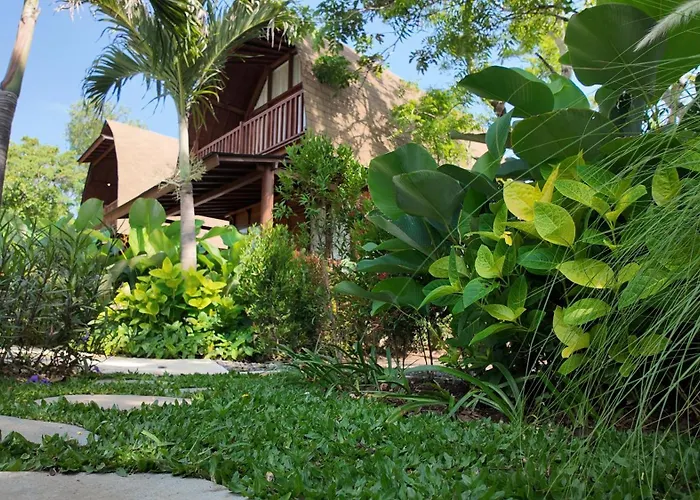The Mahaloka Guest house 4*