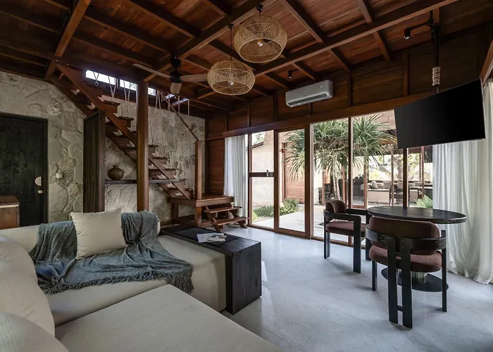 The Mahaloka Guest house 4*