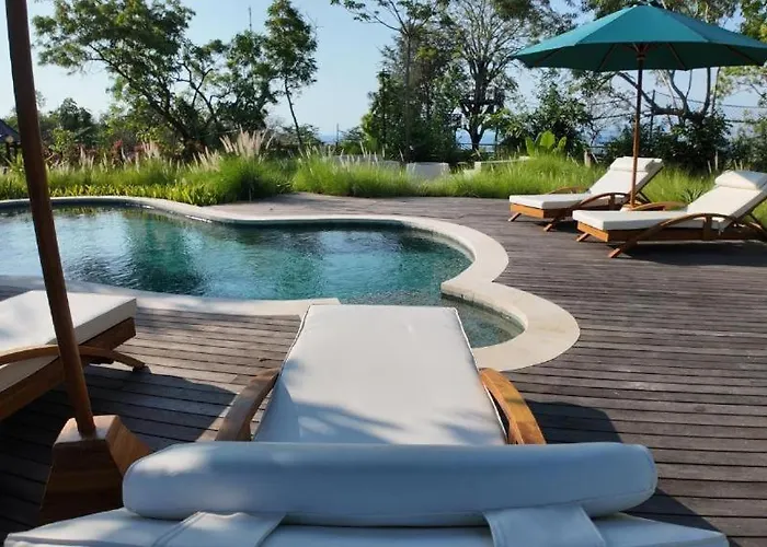 The Mahaloka 4*